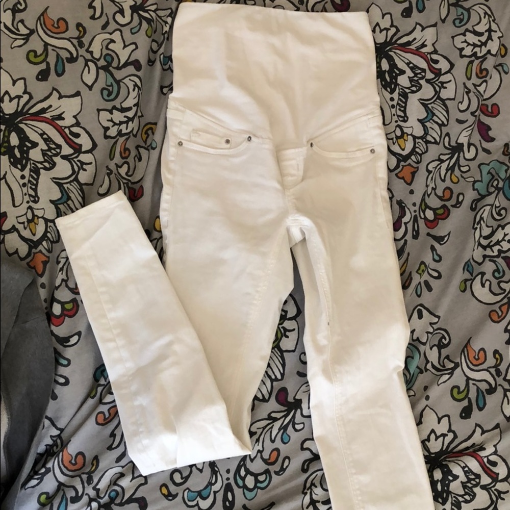 H&M Maternity white pants